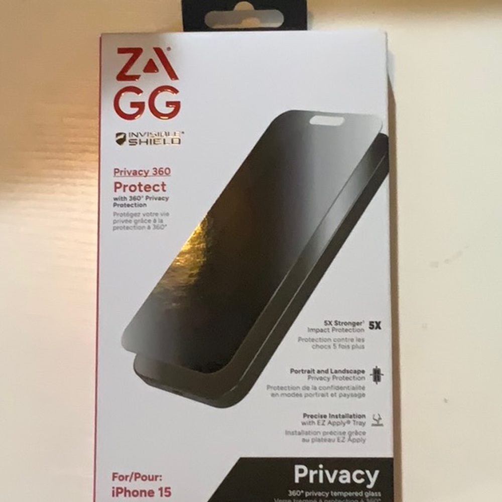 Privacy 360 Screen Protector for iPhone 15 - Black